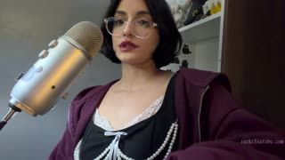 Senadeska -Yüzünü yalıyorum ASMR 😯