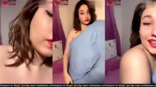 Laura’nın Canlı Yayın Sütyensiz Tango Performansı